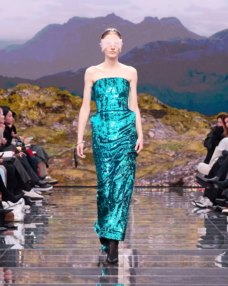 Balenciaga - 2024 - 2025 秋冬系列 - 女装 - 巴黎