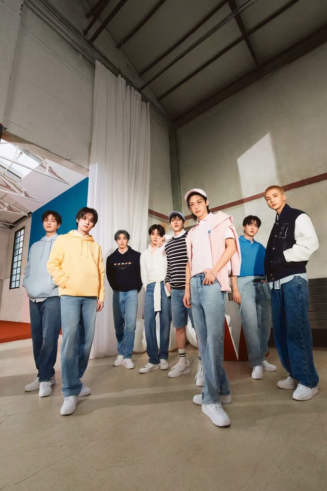 Stray Kids