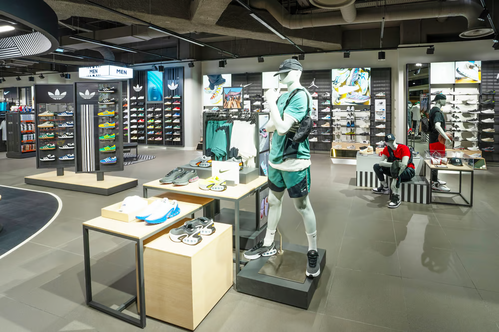 Foot Locker 