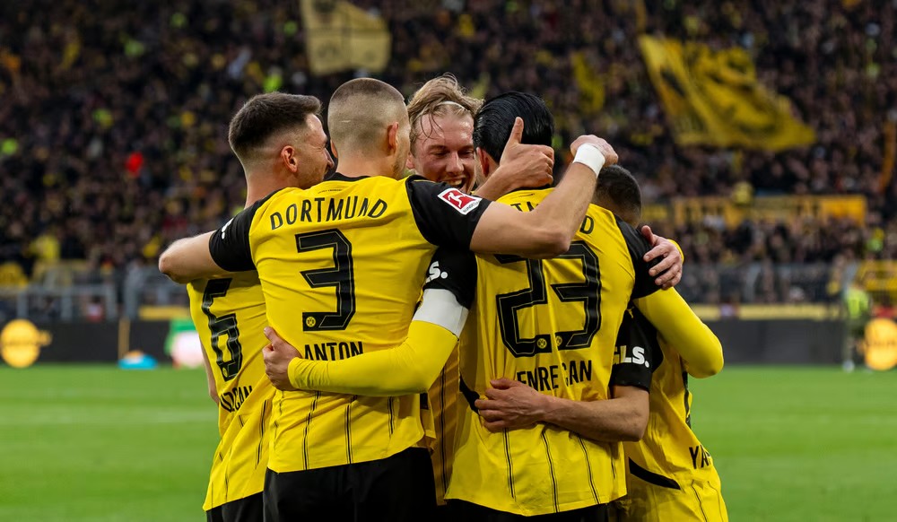 Puma extends partnership with Borussia Dortmund. - Puma