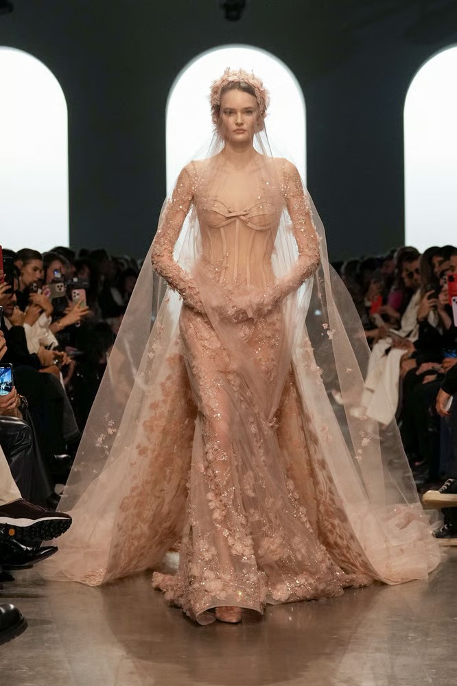 Elie Saab - Spring-Summer2025 - Haute Couture - France - Paris - ©Launchmetrics/spotlight