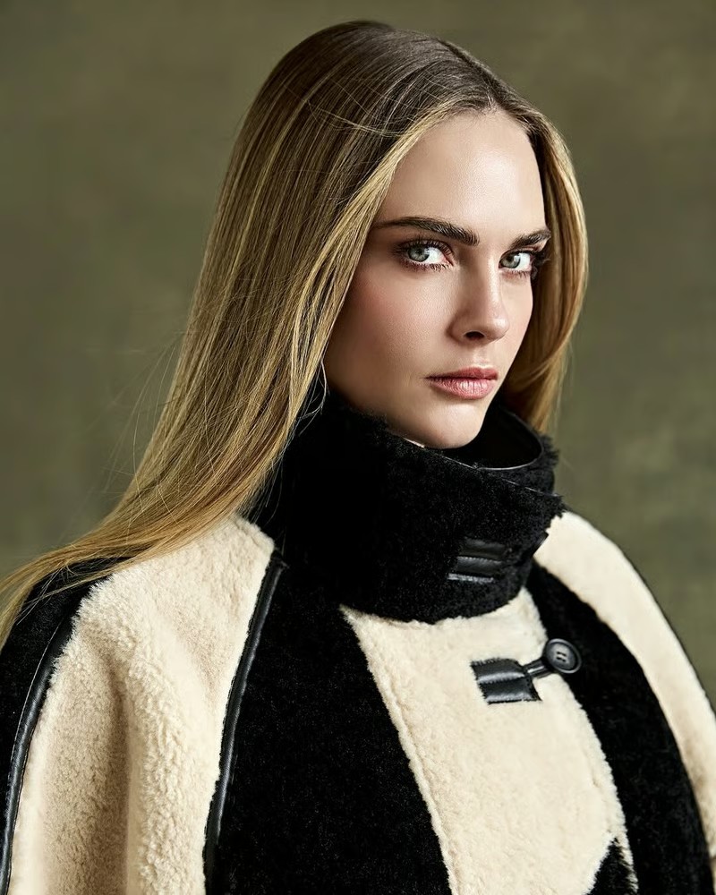 The Cara Delevingne image of Topshop's Instagram page