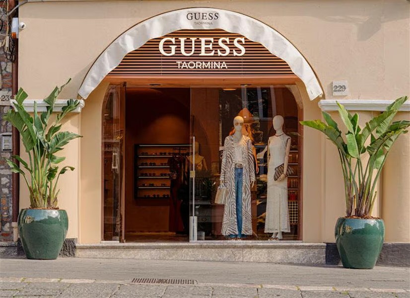 Guess' store in Taormina