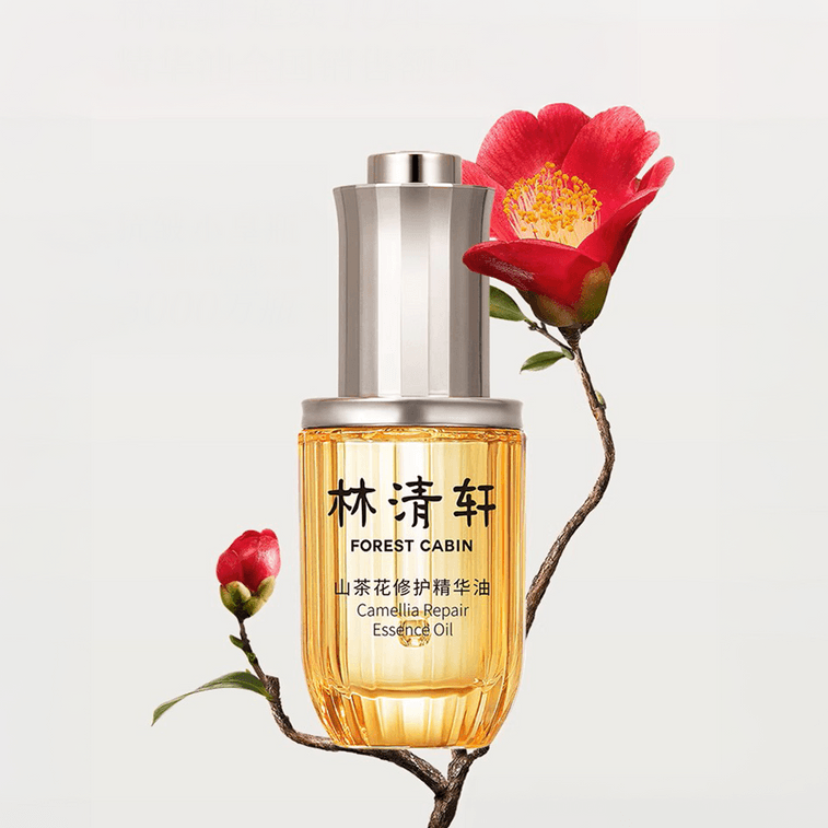 明星产品山茶花精华油累计销售3000万瓶，全渠道零售额居面部精华榜首，且已连续夺冠11年，并贡献了超过30%的营收