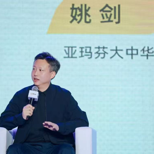安踏人事变动：亚玛芬大中华区总裁将接手狼爪