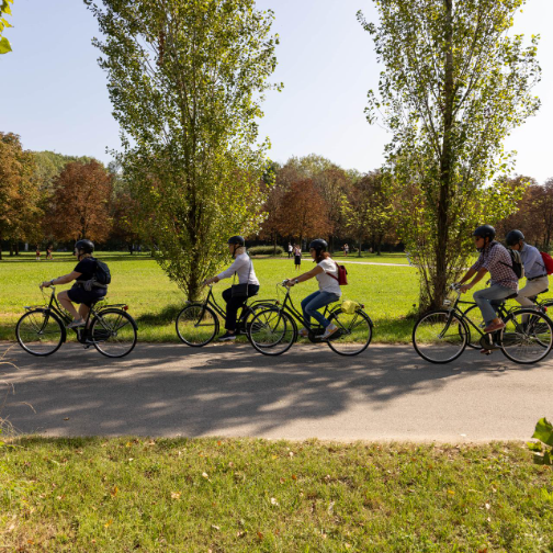 Forestami Academy年度第三次会议，与Prada集团合作举办