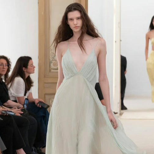 Alberta Ferretti亮相米兰时装周