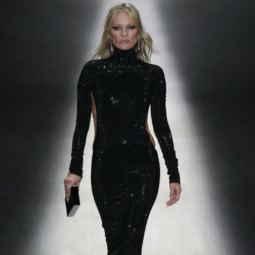 Demna以紧身性感风格开启Gucci首秀