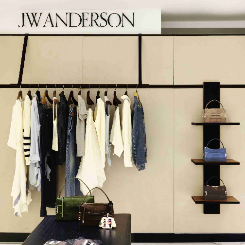 JW ANDERSON于伦敦Selfridges启幕永久性女装空间