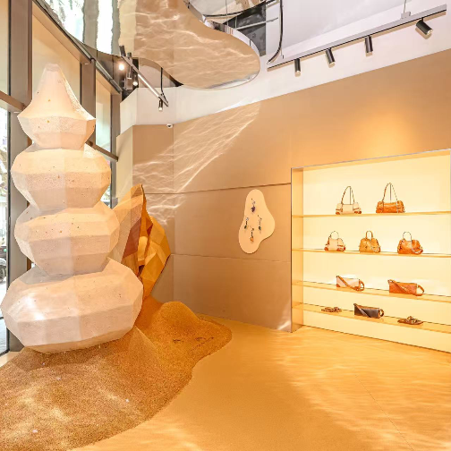 CHARLES & KEITH游戏式快闪活动“无限夏日俱乐部”启幕