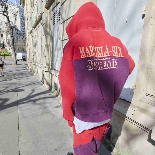 MM6 Maison Margiela携手Supreme推出2026春季联名系列