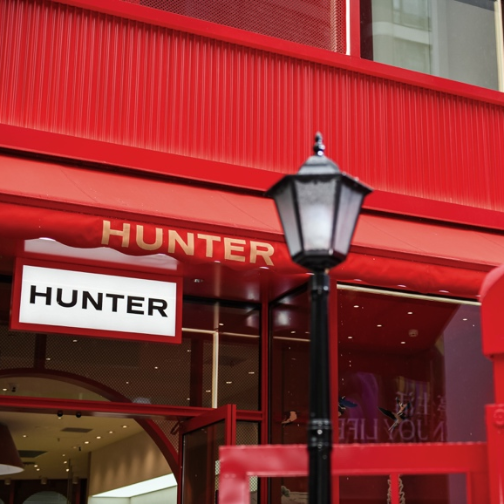 HUNTER于全国接力开启「翻开奇履」线下空间