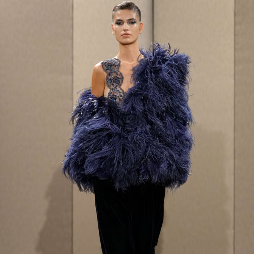 Armani Privé：阴影中精裁的高级定制