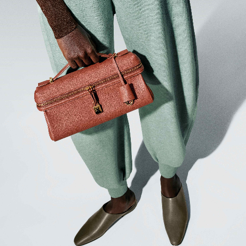 Loro Piana推出Extra Softy Bag L29手袋 —— “LP吐司包”