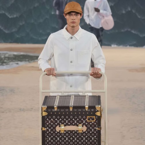 LVMH二季度增速加快，上半年业绩超预期