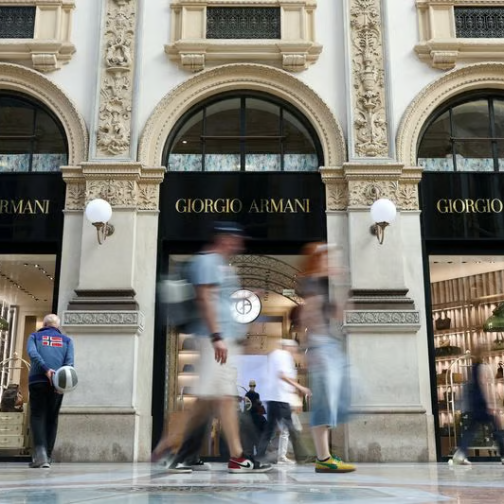 Armani股权出售或推迟至2027年3月之后