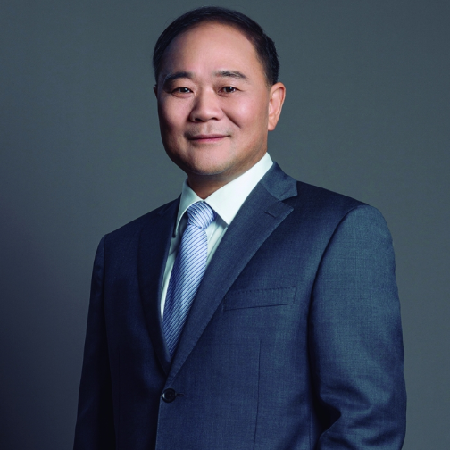 李书福辞任吉利汽车董事会主席，获任终身荣誉主席